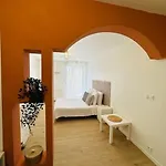 Sphinx Residences - Tempologis Memorial *