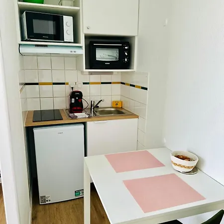 Sphinx Residences - Tempologis Memorial アパート *