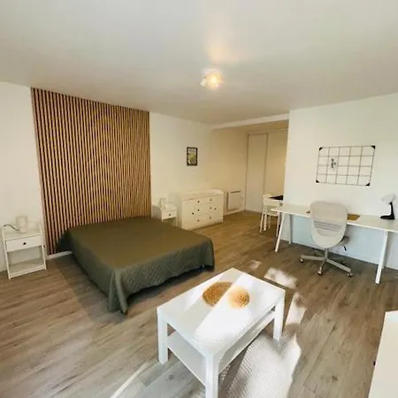 Sphinx Residences - Tempologis Memorial *
