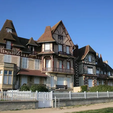 Sphinx Residences - Tempologis Memorial