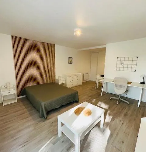 Sphinx Residences - Tempologis Memorial *