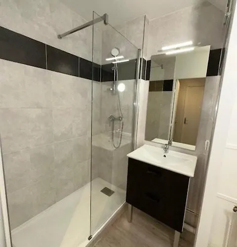 Sphinx Residences - Tempologis Memorial * קאין