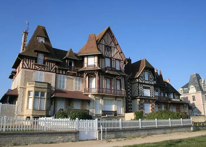 Sphinx Residences - Tempologis Memorial